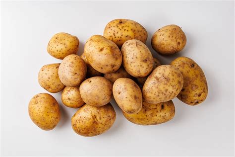 Картофель мытый фасованный, 2,5 кг с бесплатной доставкой на дом из ...