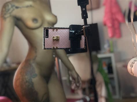 Slim Thick Ari Sexy Ass Shesfreaky