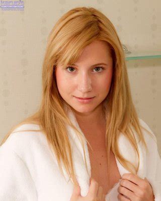 Robes Coats Jackets Porn Pics Xxx Photos Sex Images Pictoa