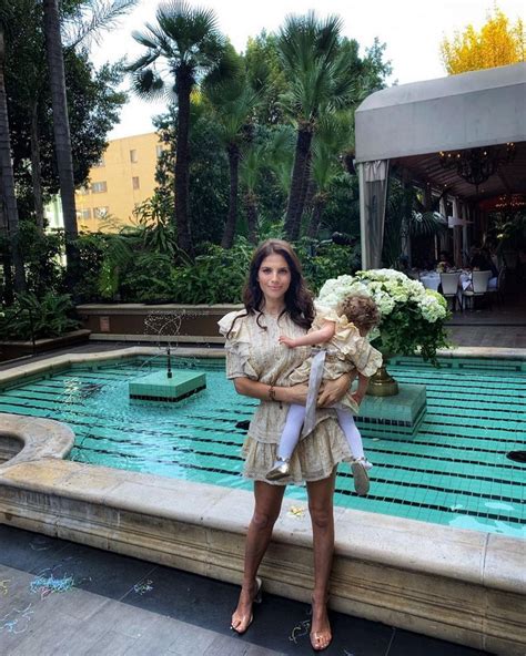 Weronika Rosati Pozuje W Bikini Aktorka Z C Rk Na Wakacjach