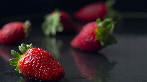 Strawberry Fruit Hd Wallpaper For Pc Infoupdate Org