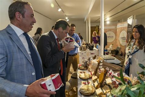 Inauguración de la II Feria de Alimentos de Valladolid El Día de