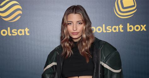 Julia Wieniawa Na Wakacjach Na Malediwach Jej Bikini Jest Warte Fortun Wiat Seriali W