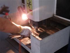 A brief introduction of enamel pin machine, manufacturer supply all ...