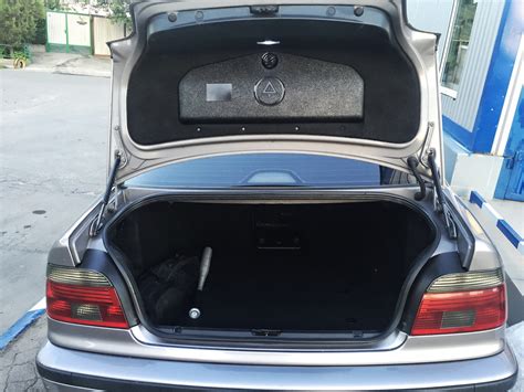 Покраска обшивки багажника Bmw e39 — BMW 5 series (E39), 3 л, 1999 года ...