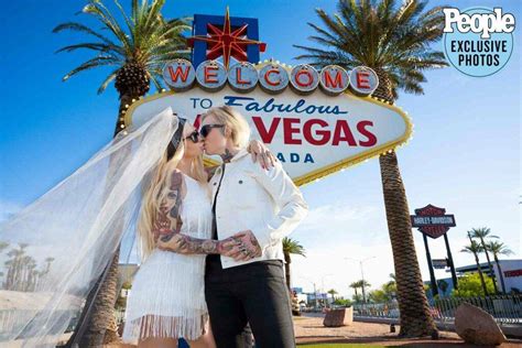 Jenna Jameson Ties The Knot With Girlfriend Jessi Lawless In Las Vegas