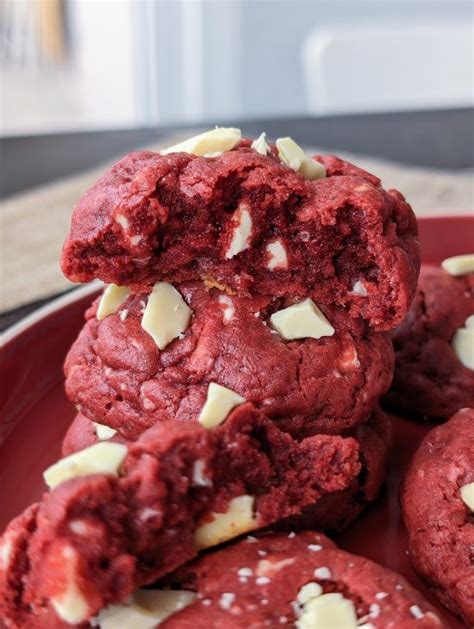 Galletas Red Velvet Con Chispas De Chocolate Blanco Receta Americana