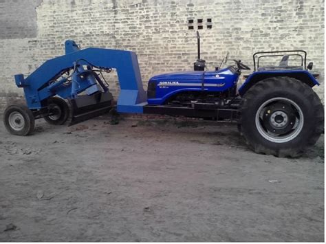 Mild Steel Tractor Grader At Rs 700000 Tractor Grader Backhoe Loader