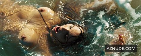 LIVIA DE BUENO Nude AZNude