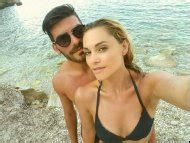 Naked Joy Esther Added By Benh