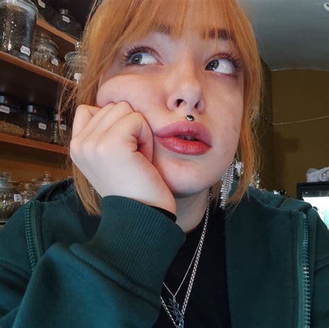 Martha Sun Cam Model Free Live Sex Show Chat Stripchat