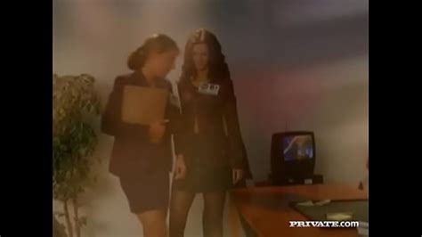 Melody Kord Noemi And Vanda Enjoy A Pussy Licking Lesbian Threesome xxx Videos Porno Móviles