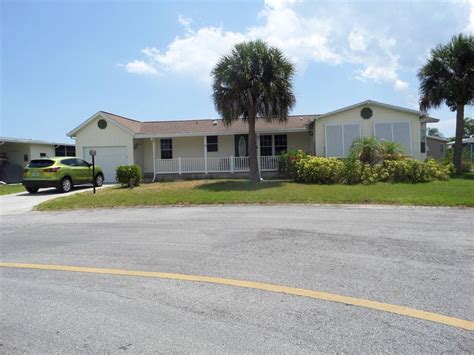 The Lakes Of Melbourne Mobile Home Park Melbourne Fl Real Estate