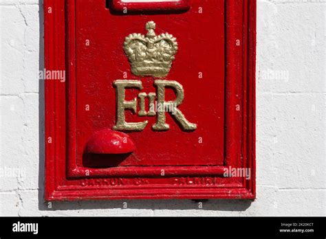 Royal Mail Er Post Box Hi Res Stock Photography And Images Alamy