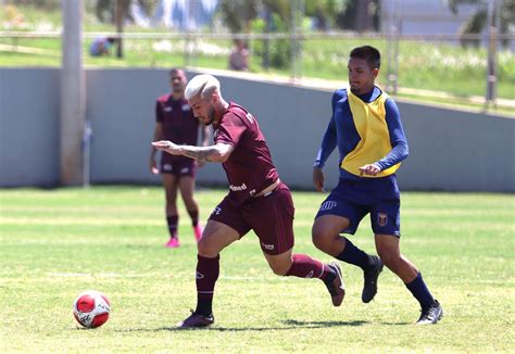 Em Prepara O Para Temporada Ferrovi Ria Vence Jogo Treino Contra