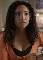 Max Amani Madison Shamoun Lesbian Scene In The Lake Aznude