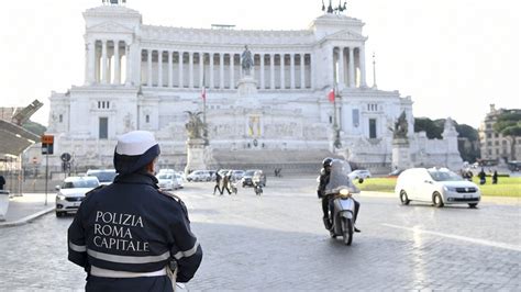 Domenica Ecologica A Roma Oggi 4 Dicembre Orari Del Blocco Auto In