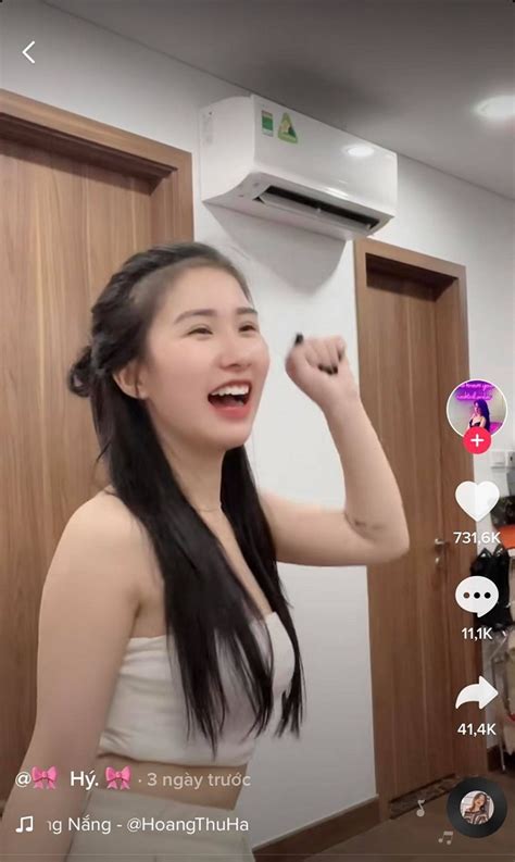 Loạt ảnh cực mlem của hot girl nhún nhảy remix Hạ còn vương nắng Tinmoi