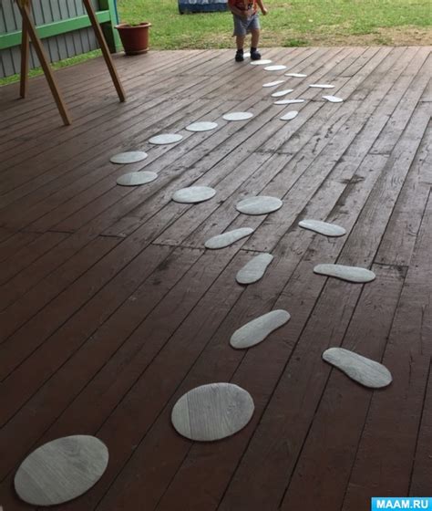 Нестандартное дидактическое оборудование из линолеума «Веселая дорожка ...