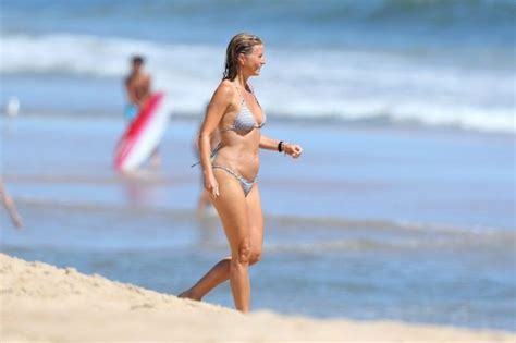 Gwyneth Paltrow Sexy Bikini In Hamptons Photos The Fappening