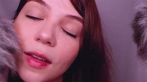 Watch Slut Hetero Lesbian Kissing Milf Porn SpankBang