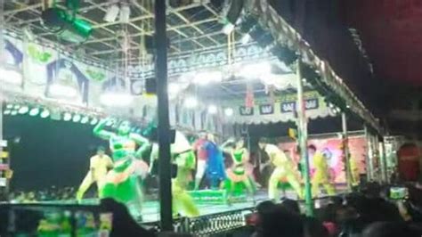 Odisha To Take Action Against Nude Dance Vulgar Dialogues In Jatra Shows Hindustan Times