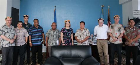 Press Release: Ambassador Jo Cowley called on Pohnpei State Governor
