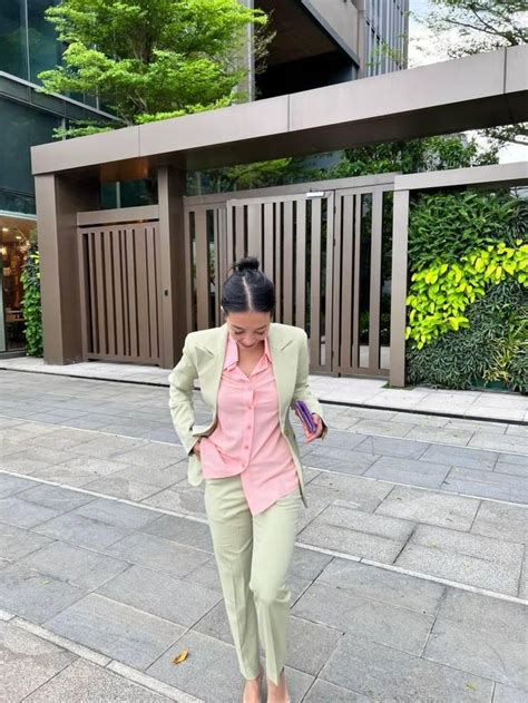 Rời quần áo tập cặp hot girl phòng gym Hà thành gây chú ý Người đẹp Việt Giải Trí