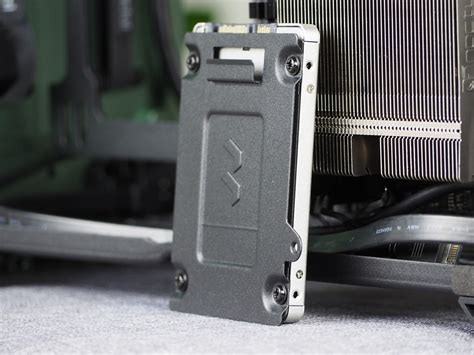 Fractal Design Terra: 10 litres for high-end GPUs as well - Mounting of ...