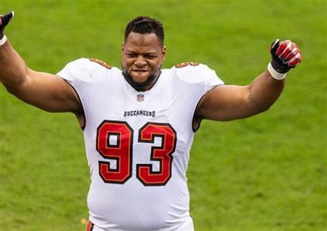 Ndamukong Suh Profile, Wiki, Girlfriend, Net Worth, Age, Family