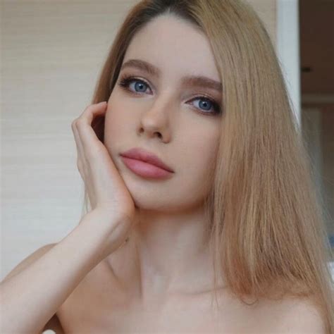 Hot Sexy Marita Kang Bikini Pics