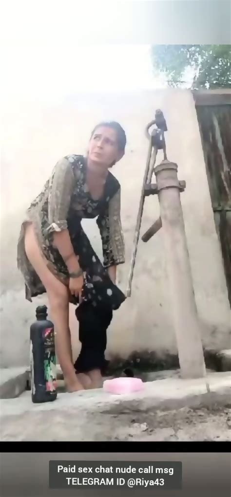 Desi Lady Having Open Shower And Showing Full Naked Full Video