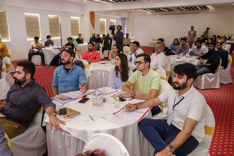 Fame | Best Business Coach in Mumbai – Basesh Gala | Transforming