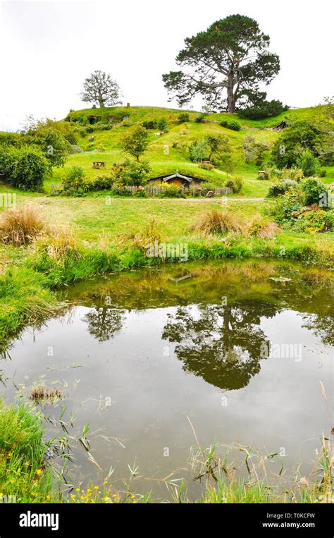Hobbiton Movie Set Location For The Lord Of The Rings And The Hobbit