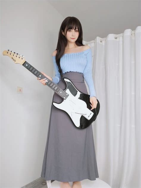 Baiyin 白银 Sexy Guitar Girl Baiyin 白银 Sexy Guitar Girl Porn Pic