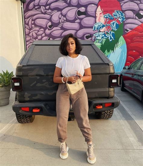 10 Ide Outfit Ala Selebgram Jordyn Woods Baddie Abis