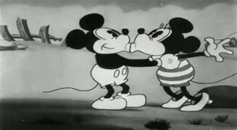 Disney Muestra El Primer Beso Gay En Caricaturas LatinOL Cine