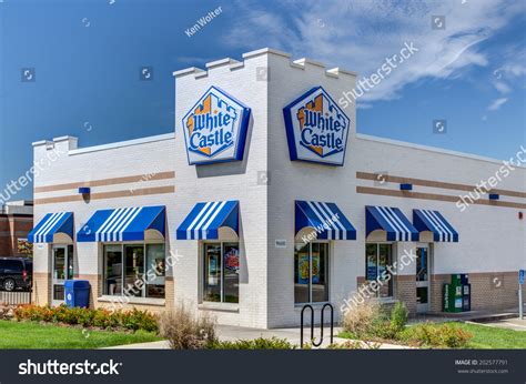 89 White Castle Hamburgers Images, Stock Photos & Vectors | Shutterstock