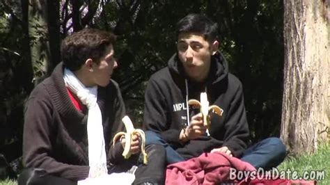 Hanging Out Gay Mates Get Itchy Pants BoyFriendTV
