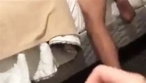 Karisini Zenciye Siktiriyor Gosterme Yuzunu Askim Porn C1 XHamster