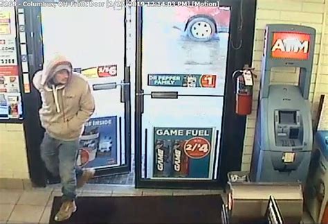 Man On The Run After Robbing Gas Station At Gunpoint Police Wsyx