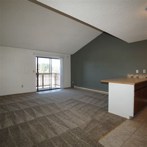 Ridgecrest Apartments - Bright Apartments