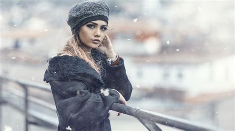 1920x1080 Women Model Blonde Long Hair Women Outdoors Looking At Viewer Hat Coats Winter Snow