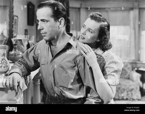 Une Femme Dangereuse They Drive By Night Year 1940 Usa Ida Lupino