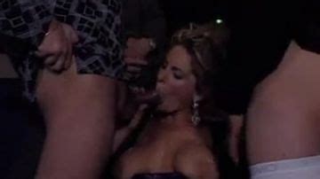 90s MILF Knew How To Fuck Porn300