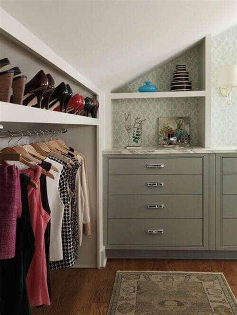 34 Best Examples Of Attic Closet Design Ideas