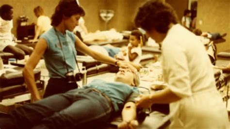 El Tercero Una película gay sobre una exploración s xual entre tres