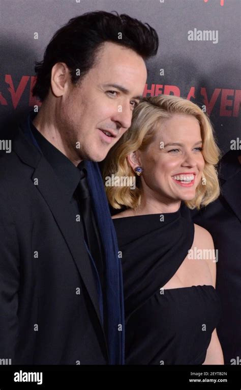 Alice Eve John Cusack Raven Hi Res Stock Photography And Images Alamy