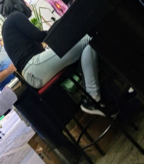 Cashier Girl With Ass Sitting Tight Jeans Forum