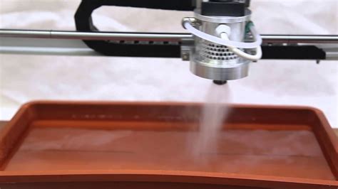 Ультразвуковое распыление жидкостей - YouTube